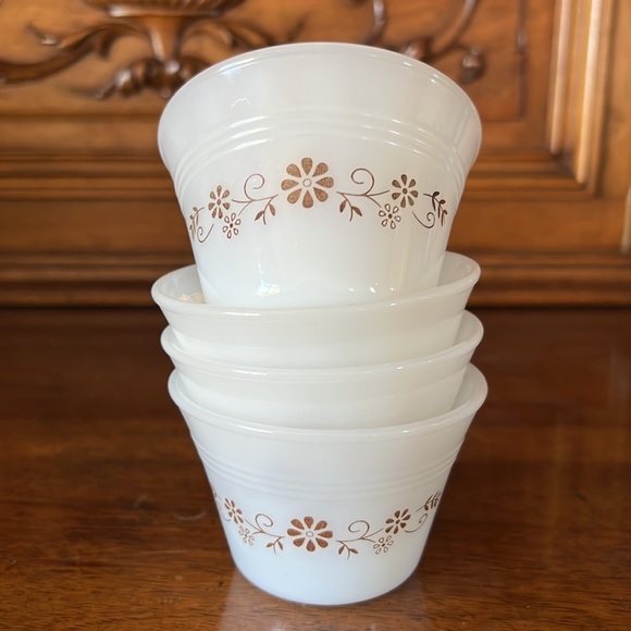 Dynaware PYR-O-REY Ramekin 4 DAISY Dessert /Custard Cups - Picture 1 of 13